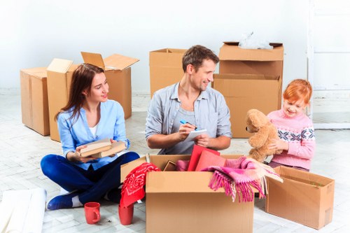 Domestic moving help and packing for household removals